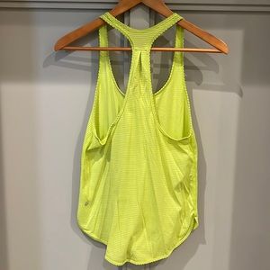 Lululemon singlet